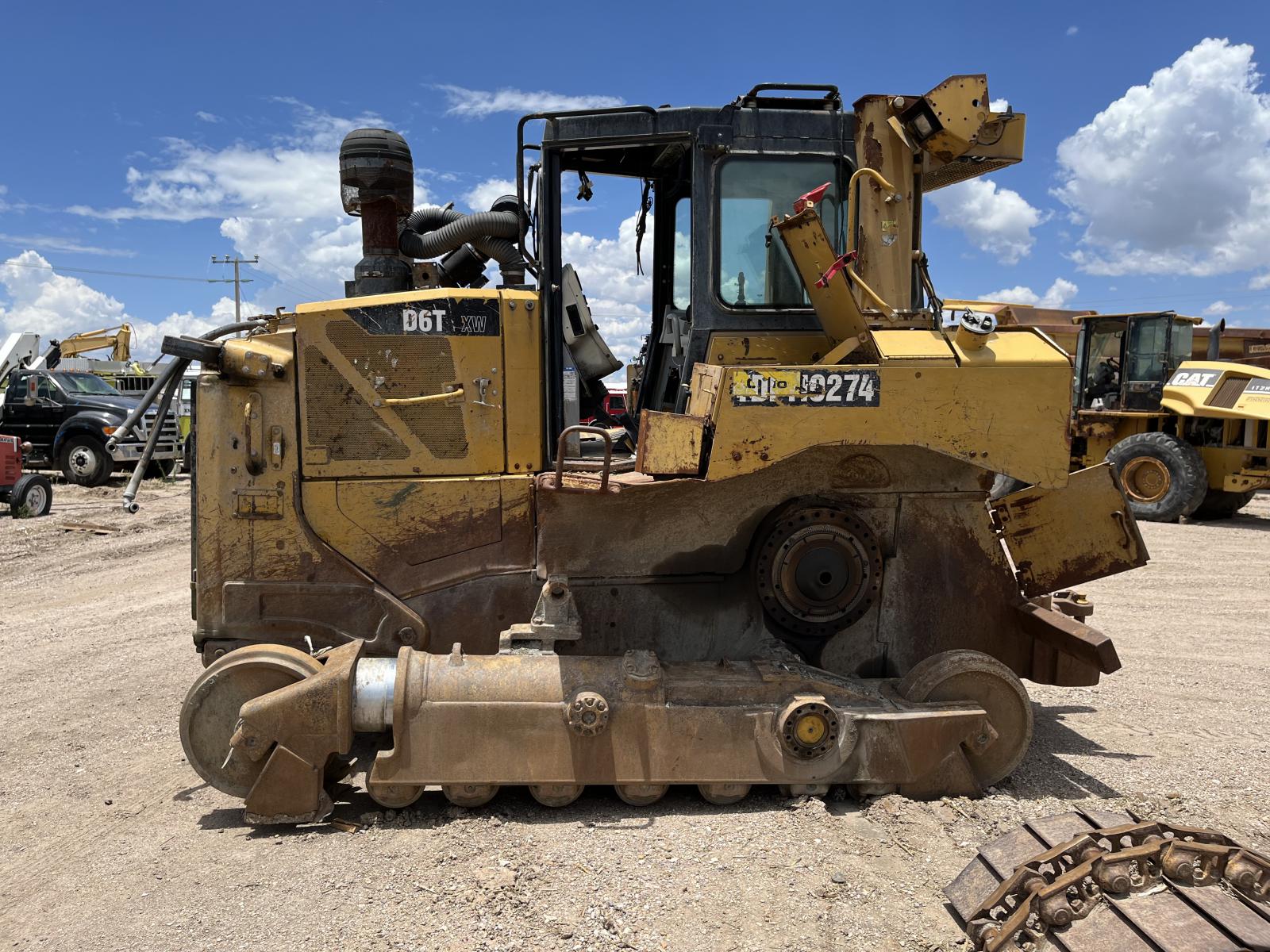./imagenes/INVOICE/2019/17771/TOPADOR FRONTAL CATERPILLAR D6T XW PARA PARTES (16).JPG